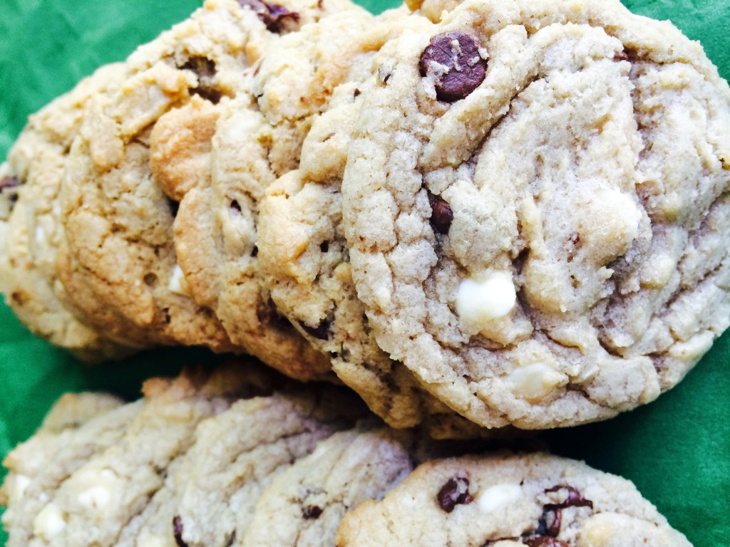 Chewy Vanilla Chocolate Chip Cookies