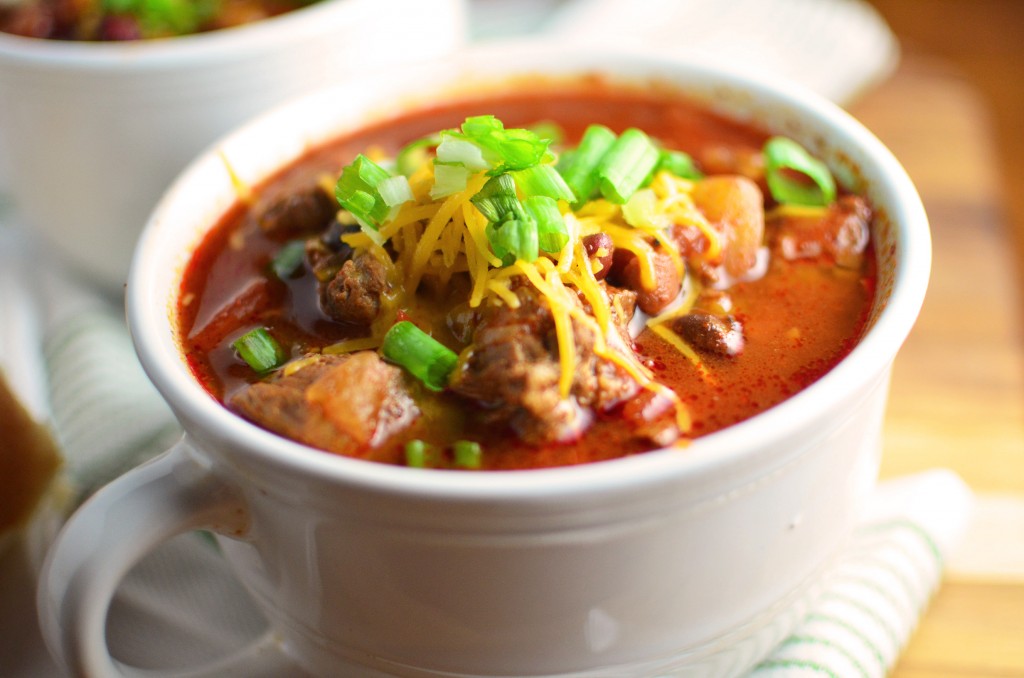 Slow Cooker Beef Chili wide close