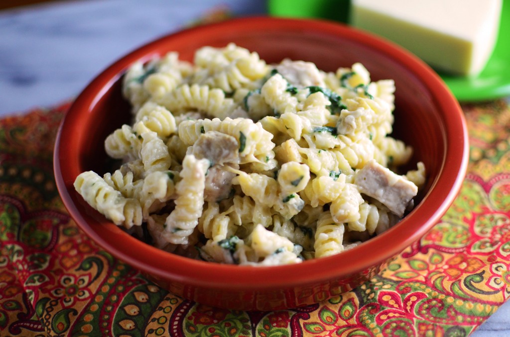 Spinach and Artichoke Mac and Cheese side